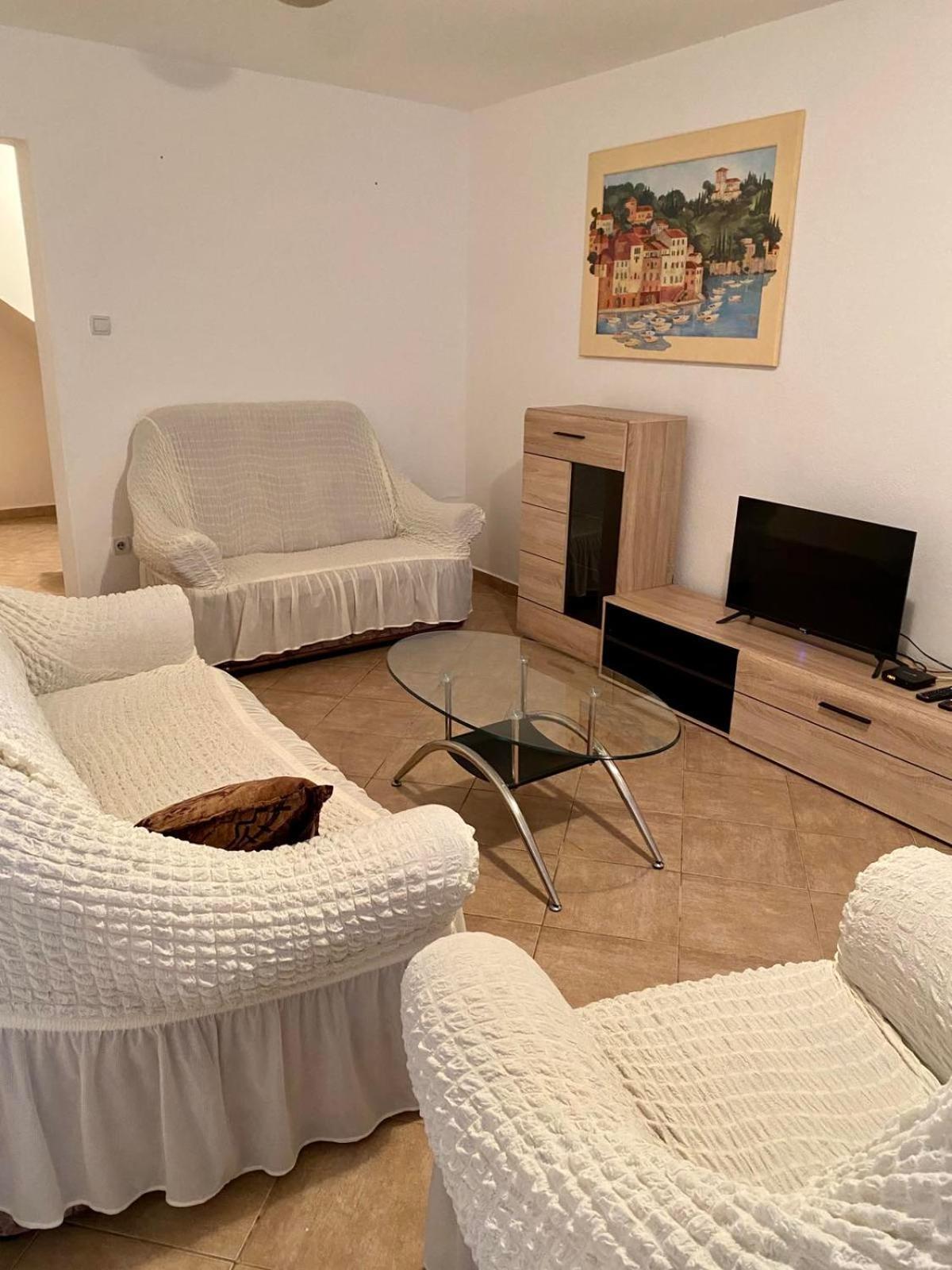 Pavle Apartmani Risan Exterior foto